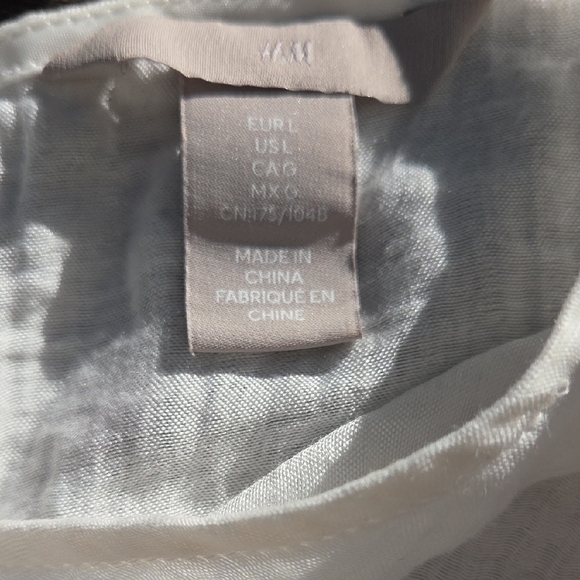 H&M Elegant White Blouse - Picture 6 of 7